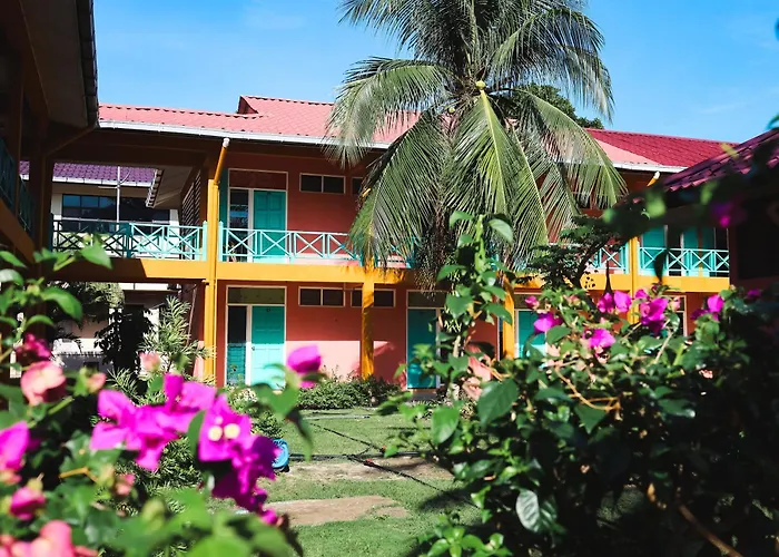 Papaya Resort