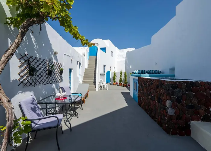 Santorita Suites