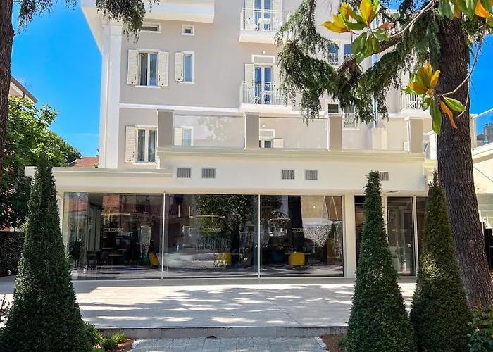 Doride Suites Boutique Hotel