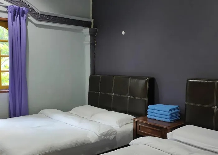 Taman Negara Rainbow Guest House