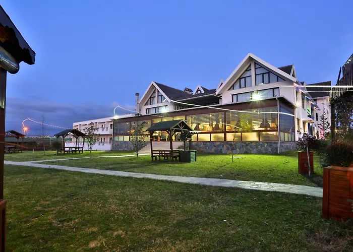 Hotel Bon Garden City