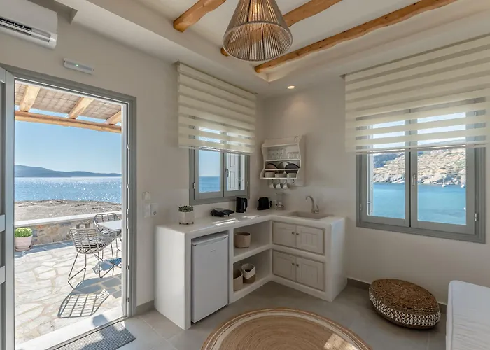 Porto Dema Luxury Suites