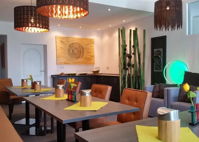 Appart-Hotel, Einsteinstrasse