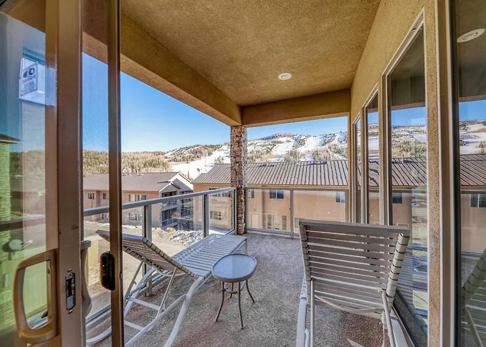 2Br Mountain View With Fireplace, Balcony, W And D Brian Head