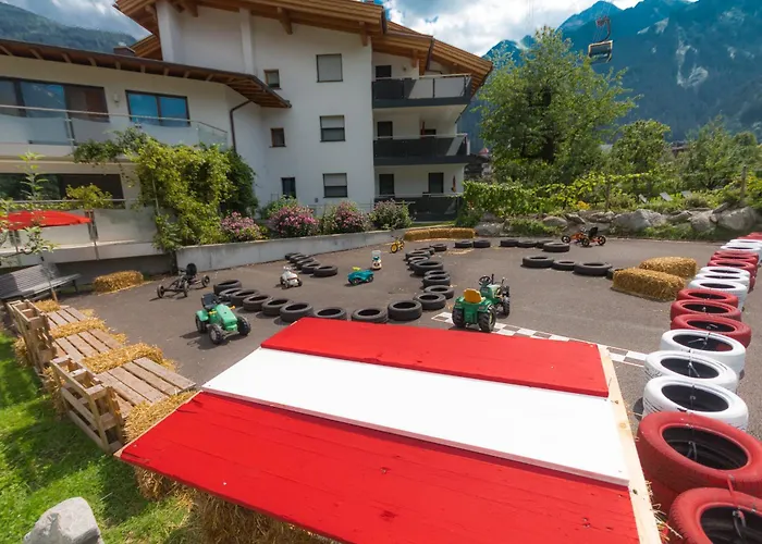 Apart Central – Premium Mountain&Garden Mayrhofen