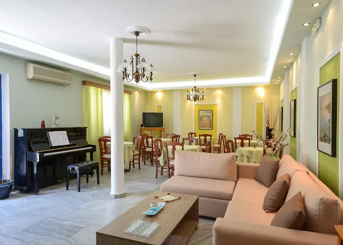 Naxos Hotel Savvas