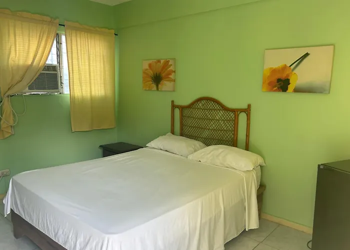 Coco Hotel&Hostel