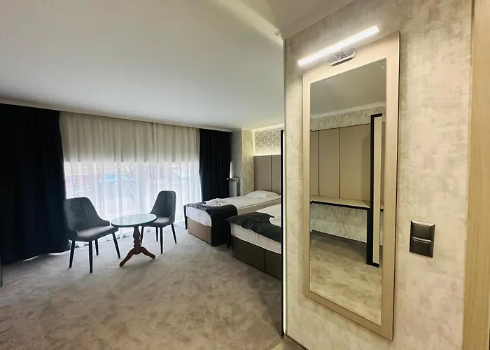 Hotel Cosmos