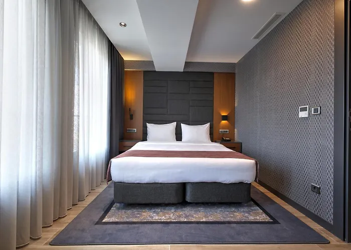 Nova Vista Deluxe & Suites A Member Of Radisson Individuals