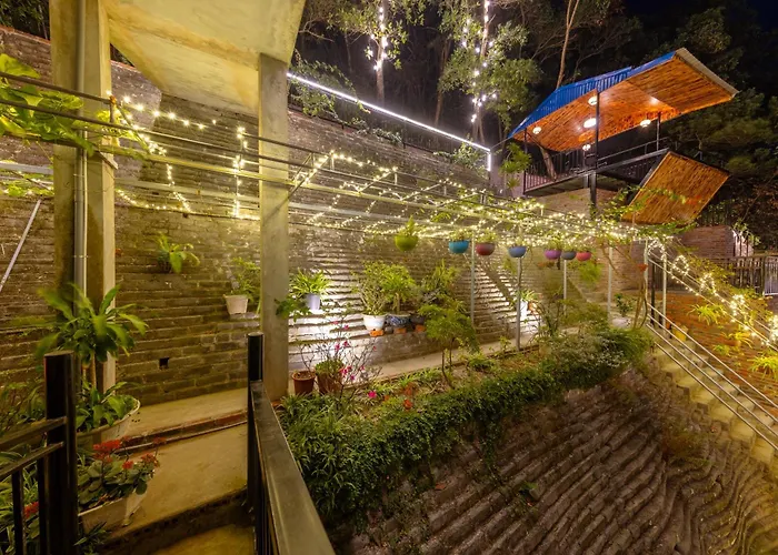 Cat Ba Xanh Spring Garden Hotel