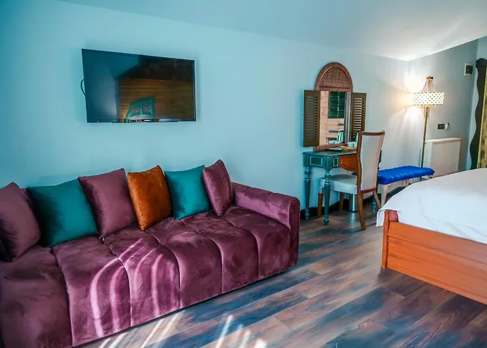 Tok Epik Hotel