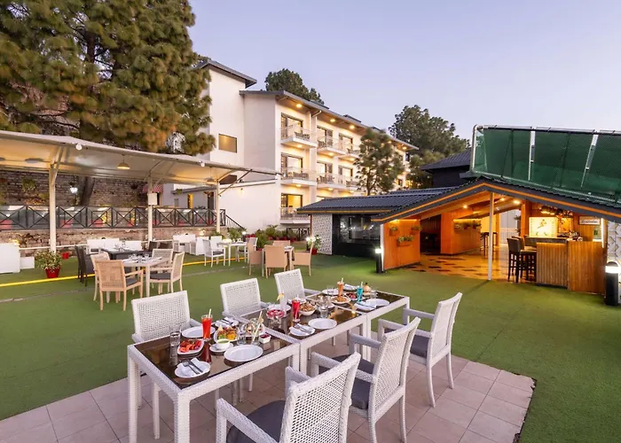 Ramada By Wyndham Kasauli Hotel