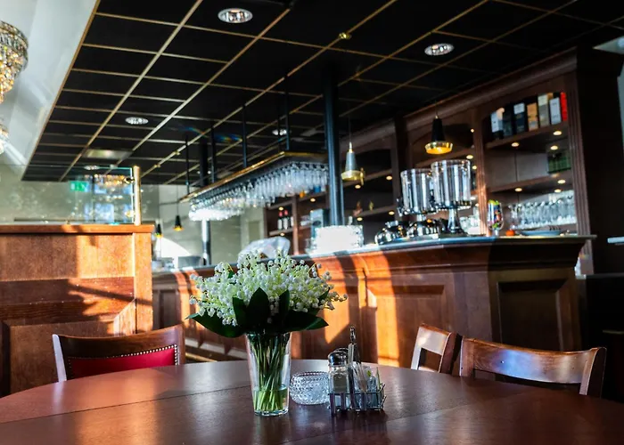 Vaenerport Stadshotell I Mariestad