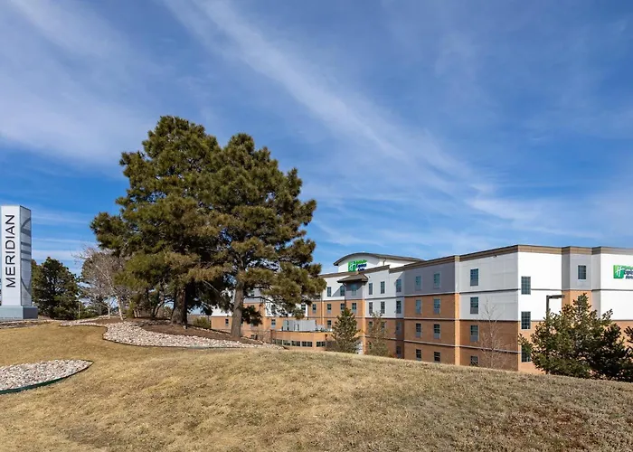 Holiday Inn Express & Suites Englewood - Denver South By Ihg
