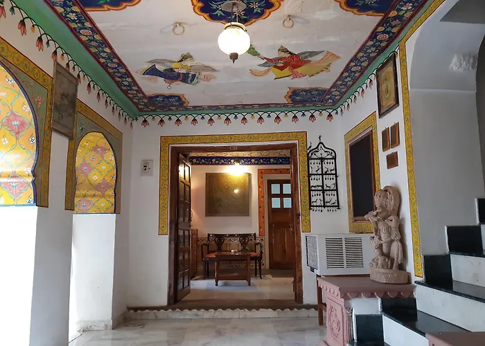 Haveli Braj Bhushanjee Heritage Hotel And Museum