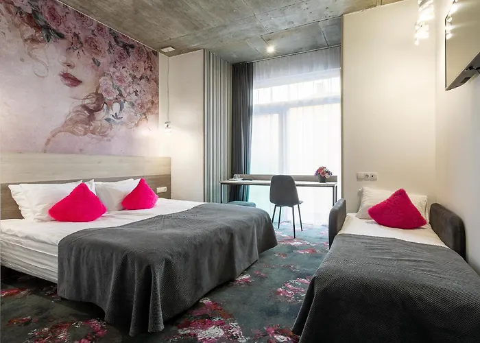 Algiro Hotel