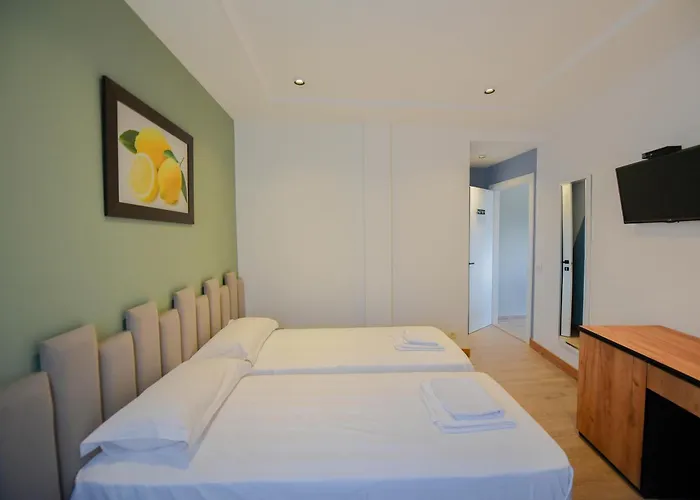 Hotel Blini