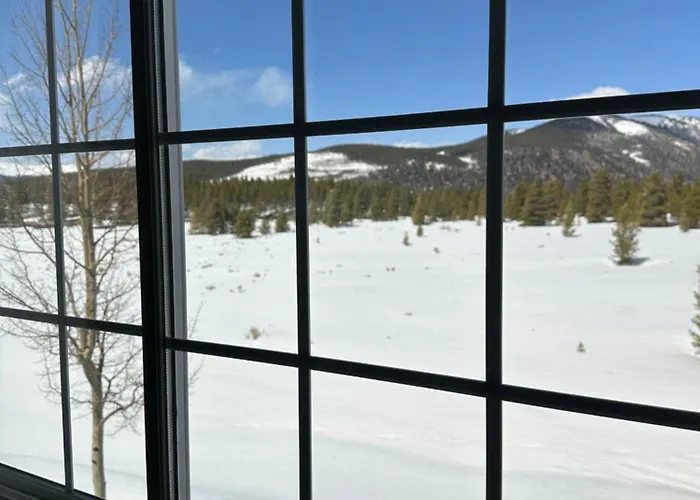 Columbine Inn And Suites