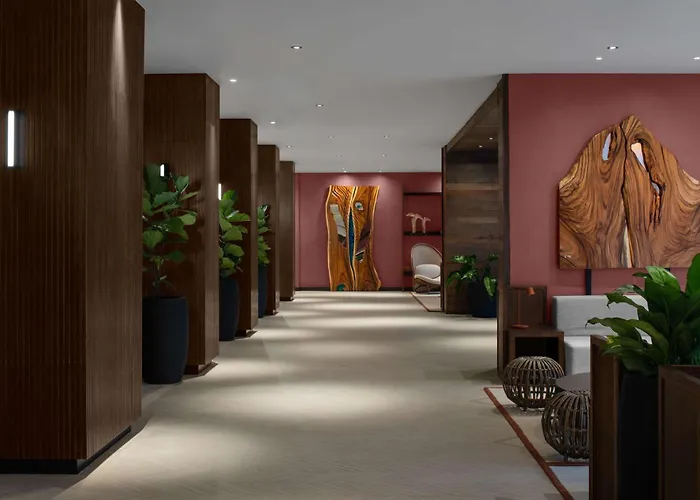 Rok Hotel Kingston, Tapestry Collection By Hilton