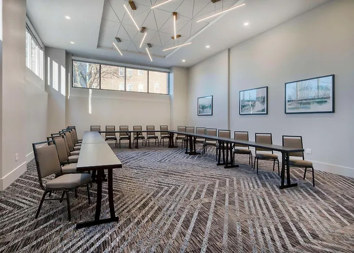 Embassy Suites By Hilton Asheville Downtown