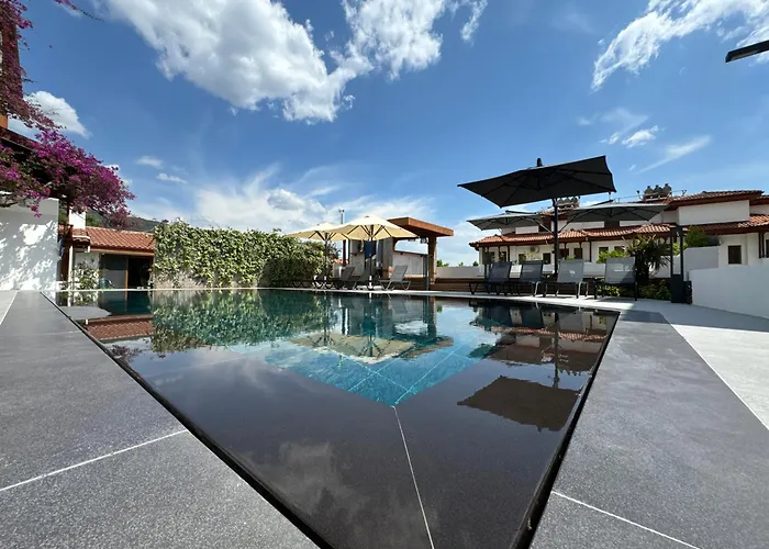 Tomsan Suites & Villas Akyaka