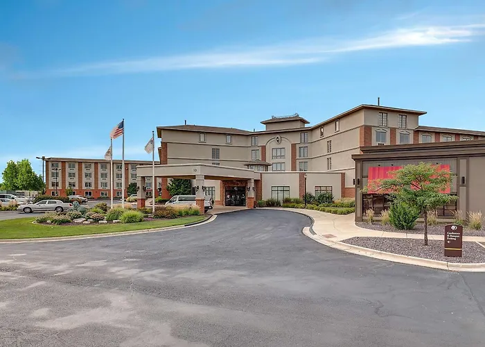 Doubletree By Hilton Bloomington