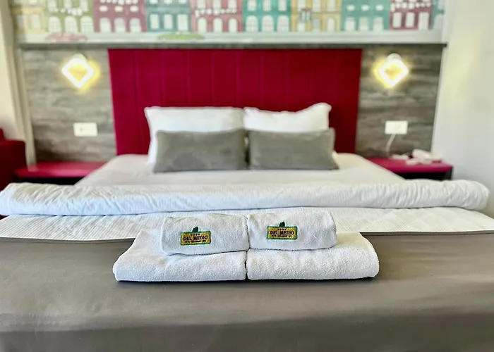 Hotel Del Medio