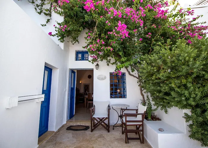 Lithies Traditional Homes