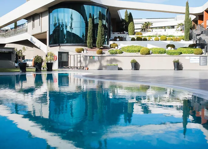 Doubletree By Hilton Izmir Airport