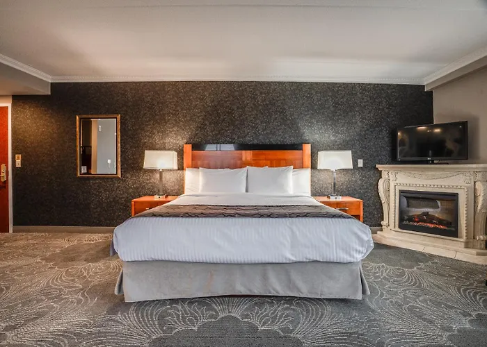 Monte Carlo Inn Barrie - Newly Renovated