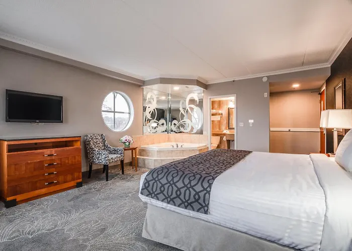 Monte Carlo Inn Barrie - Newly Renovated
