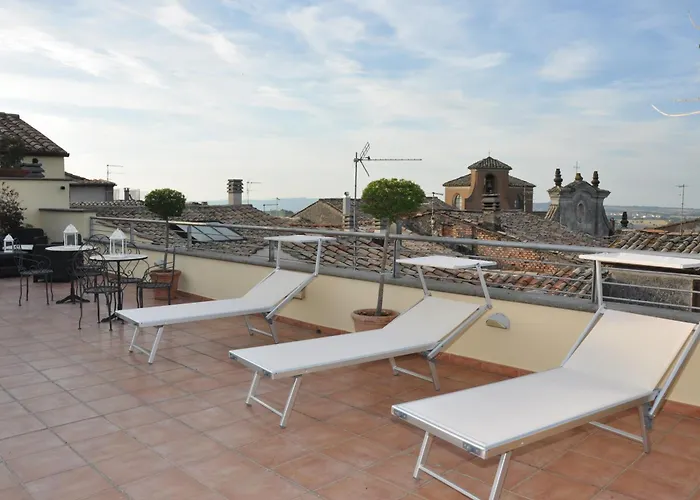 Hotel Urbano V
