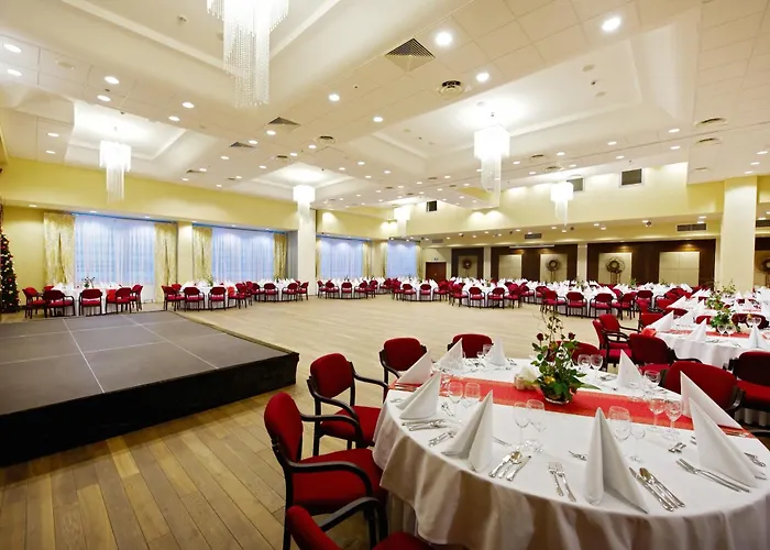 Hotel Prezydencki 3-Star
