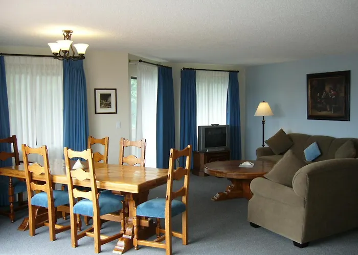 Heron'S Landing Hotel