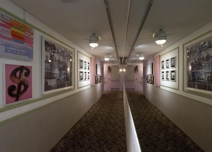 Mini Hotel Causeway Bay