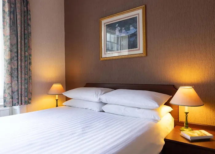 The Highland Hotel Strathpeffer By Belvilla