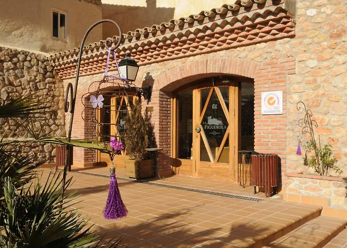 La Figuerola Hotel & Restaurant