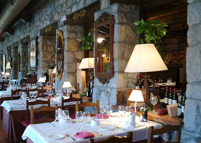Hotel Llanos Del Hospital