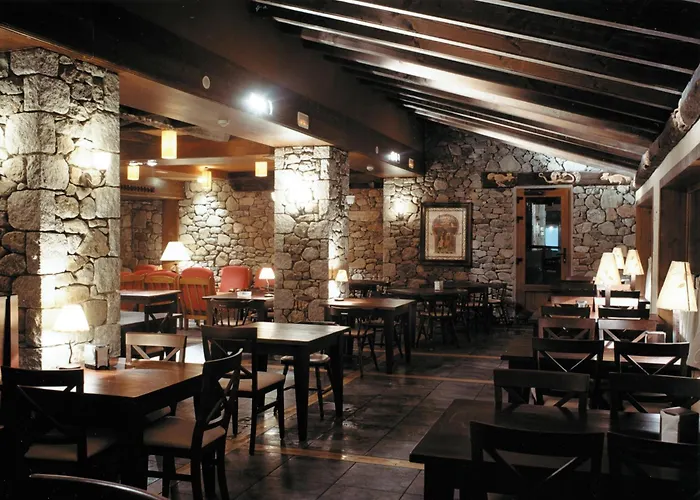 Hotel Llanos Del Hospital