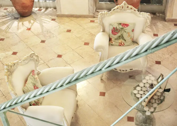 Hotel Mignon