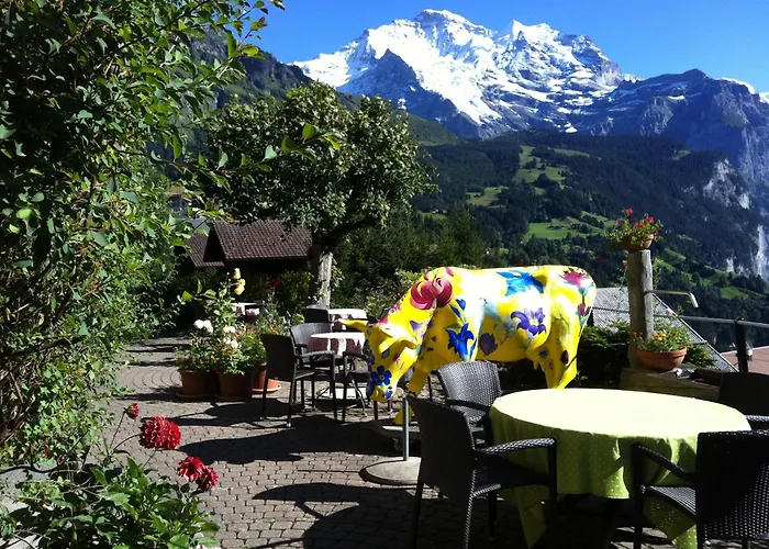 Hotel Bellevue - Traditional Swiss Hideaway