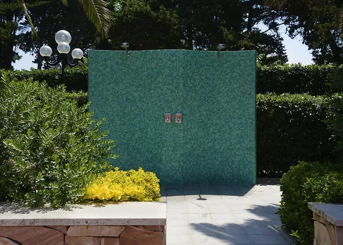 Hotel Oasis