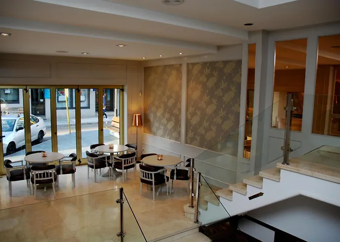 Hotel Serantes