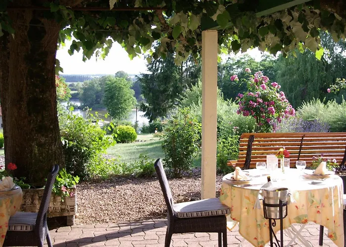 Logis Hotel Restaurant Le Coq Hardi