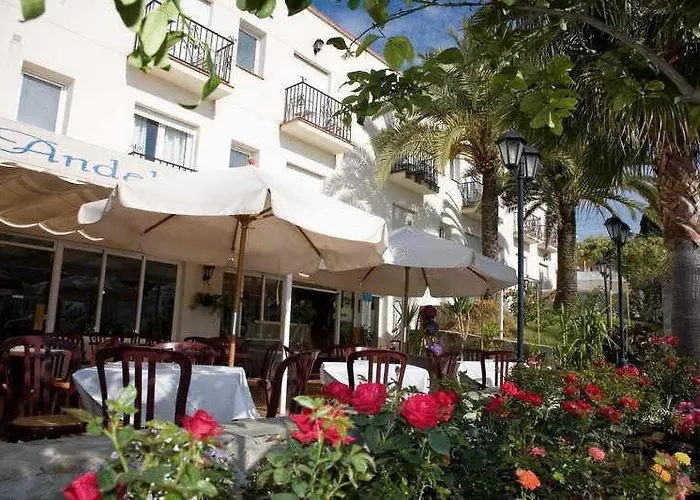 Hotel Al-Andalus