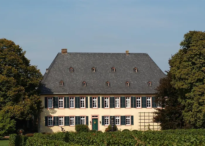 Gutshotel Baron Knyphausen Eltville am Rhein
