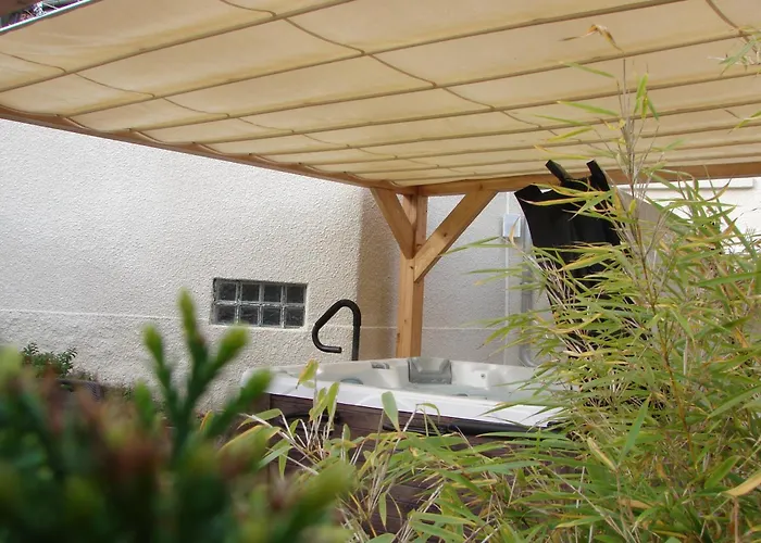 Hotel Restaurant SPA Le Relais Des Moines - Logis de France