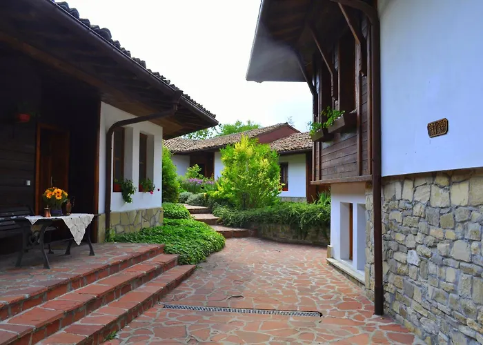 Hotel Izvora - Garden Retreat
