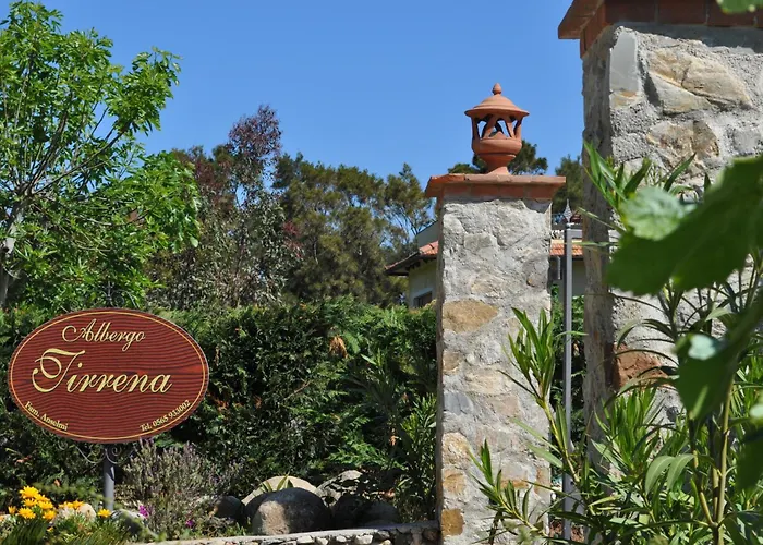 Hotel Tirrena Bike & Country Hotel