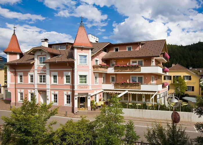 Hotel Blitzburg Brunico